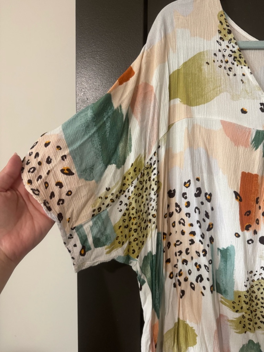 Women’s Plus Size Top - Picture 2 of 4